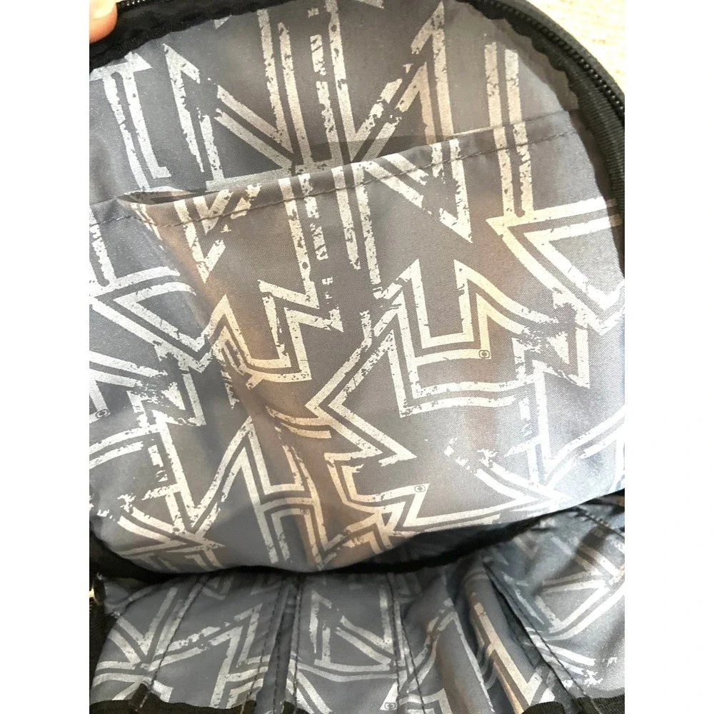 OGIO Versiti Backpack White Black Laptop Sleeve School Travel Commuter Bag